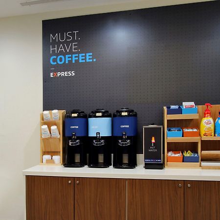 蒙特罗斯 - 汤森德智选假日酒店及套房 外观 照片